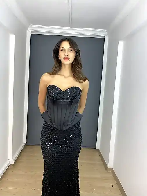 Siyah İki Parça Abiye Üst Korsajlı Etek Payet Boncuk Detaylı Uzun Abiye