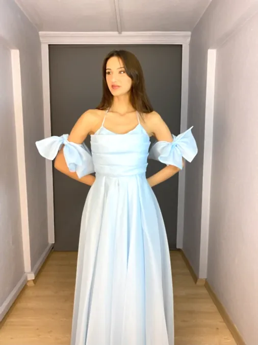 Bebe Mavisi Organze Ön Drape Boyundan Bağlamalı Kloş Uzun Abiye Elbise
