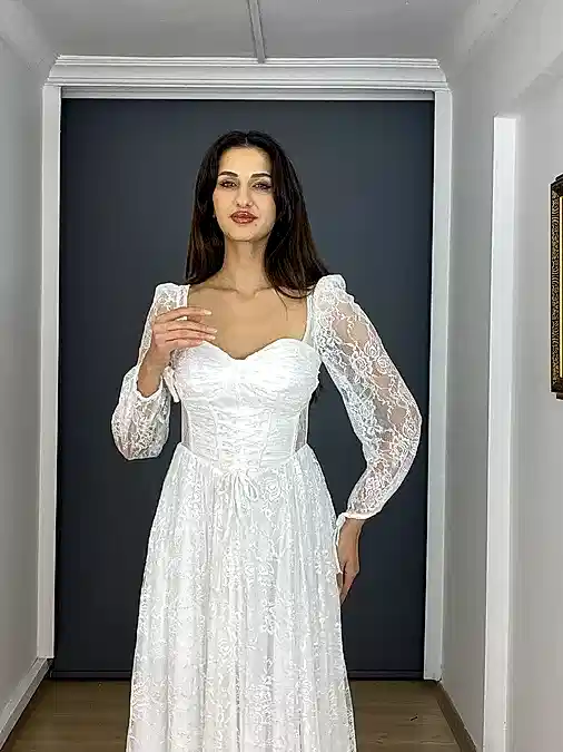 Bordo Uzun Kollu Dantel Kare Yaka Yırtmaçlı Uzun Abiye Elbise