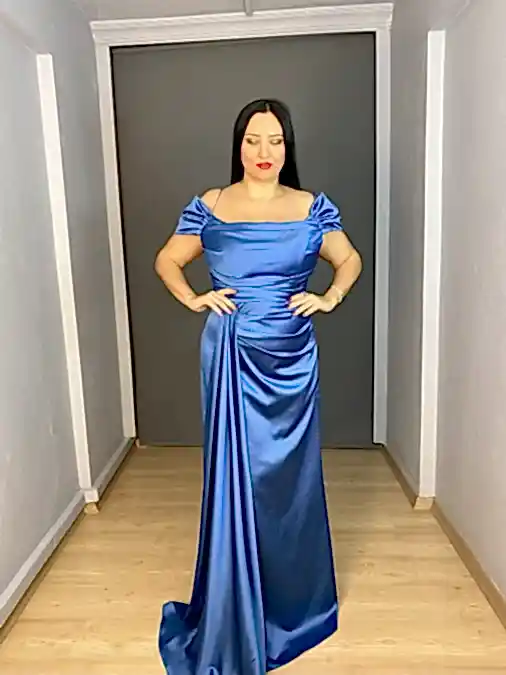 İndigo Büyük Beden Saten Madonna Yaka Uzun Abiye Elbise