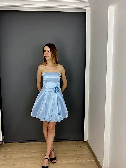 Lacivert Straplez Balon Etek Yan Gül Detaylı Kısa Abiye Elbise