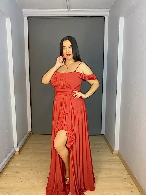 Kırmızı Büyük Beden Şifon Düşük Kol Yırtmaç Detaylı Uzun Abiye Elbise