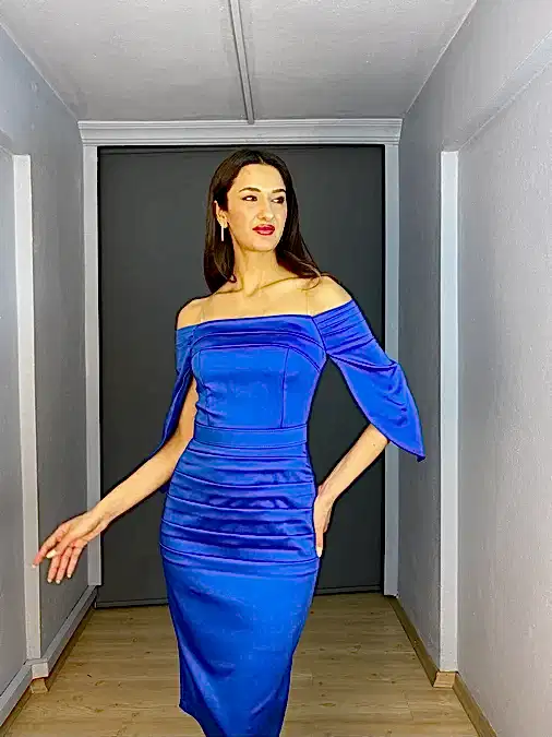 Sax Saten Kayık Yaka Kol Detaylı Kalem Kısa Abiye Elbise