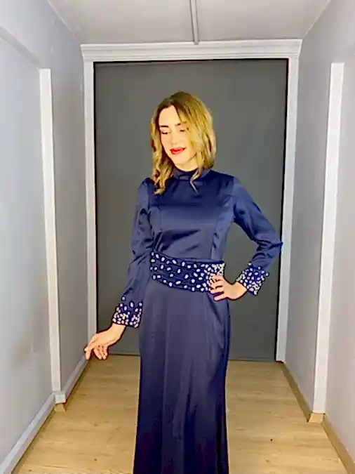 Lacivert Tesettür Saten Kol Taş Kemer Detaylı Abiye Elbise 
