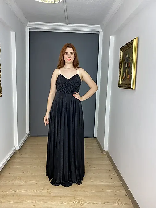 Siyah Büyük Beden Simli Sırtı Bağlamalı Uzun Abiye Elbise